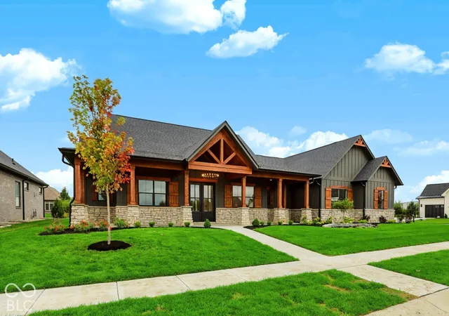 Single family home for sale at 739 Beechtree Ln, Franklin, IN 46131 | MLS# 22125950