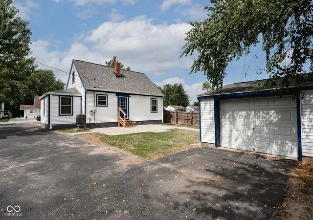 Photo 3 of Single family home for sale at 1935 N Centennial St, Indianapolis, IN 46222 | MLS# 22125972 | Listing updated on 2026-09-25