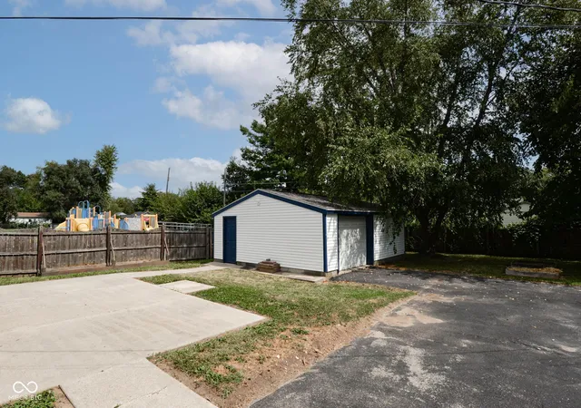 Photo 3 of Single family home for sale at 1935 N Centennial St, Indianapolis, IN 46222 | MLS# 22125972 | Listing updated on 2026-09-25