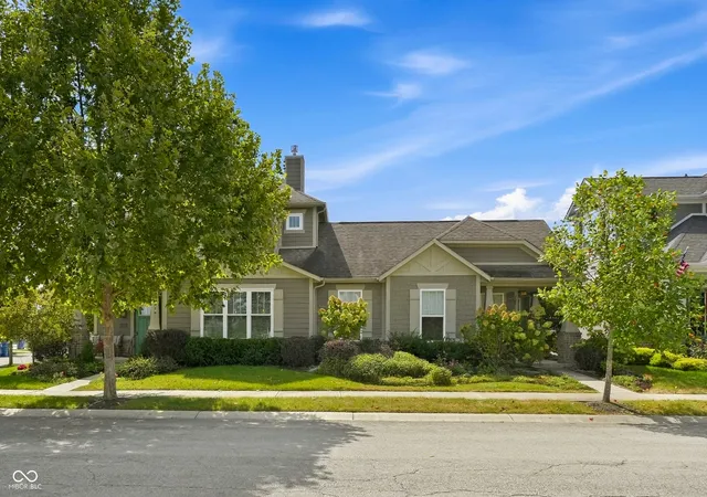 Photo 3 of Condo for sale at 7217 Antiquity Dr, Carmel, IN 46033 | MLS# 22125976 | Listing updated on 2026-09-20