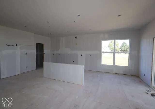 Photo 3 of Single family home for sale at 4983 Tawny Ct, Brownsburg, IN 46112 | MLS# 22125990 | Listing updated on 2026-10-08
