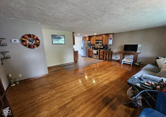 Photo 3 of Single family home for sale at 311 N Edgeway Dr, Alexandria, IN 46001 | MLS# 22126002 | Listing updated on 2026-09-25
