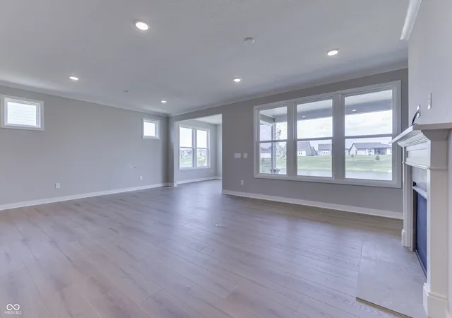 Photo 2 of Single family home for sale at 3198 Bellflower Dr, Greenwood, IN 46143 | MLS# 22126065 | Listing updated on 2026-09-23