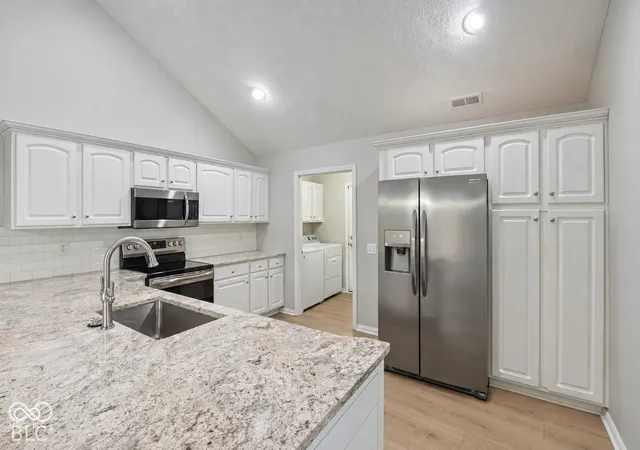 Photo 2 of Condo for sale at 16613 Brownstone Ct, Westfield, IN 46074 | MLS# 22126073 | Listing updated on 2026-10-09