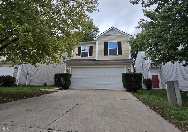 Single family home for sale at 4926 Pembridge Dr, Indianapolis, IN 46254 | MLS# 22126078