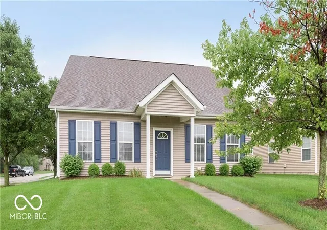 Photo 2 of Single family home for sale at 17079 Kingsbridge Blvd, Westfield, IN 46074 | MLS# 22126087 | Listing updated on 2026-09-21