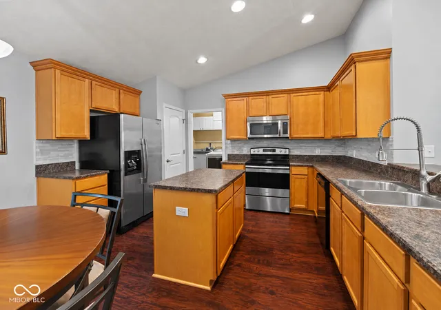 Photo 2 of Single family home for sale at 5674 Crump Ln, Indianapolis, IN 46234 | MLS# 22126110 | Listing updated on 2026-09-23