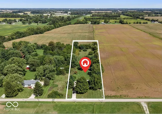 Photo 3 of Single family home for sale at 352 E 650 North, Alexandria, IN 46001 | MLS# 22126117 | Listing updated on 2026-09-22