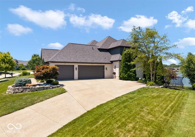 Photo 3 of Sale Pending at 5084 Sweetwater Dr, Noblesville, IN 46062 | MLS# 22126152 | Listing updated on 2026-09-20