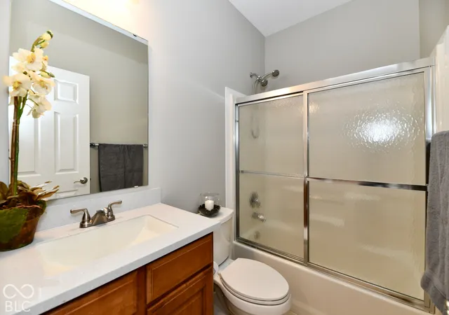 Photo 4 of Sale Pending at 3412 Windy Knoll Ln, Carmel, IN 46074 | MLS# 22126155 | Listing updated on 2026-10-04