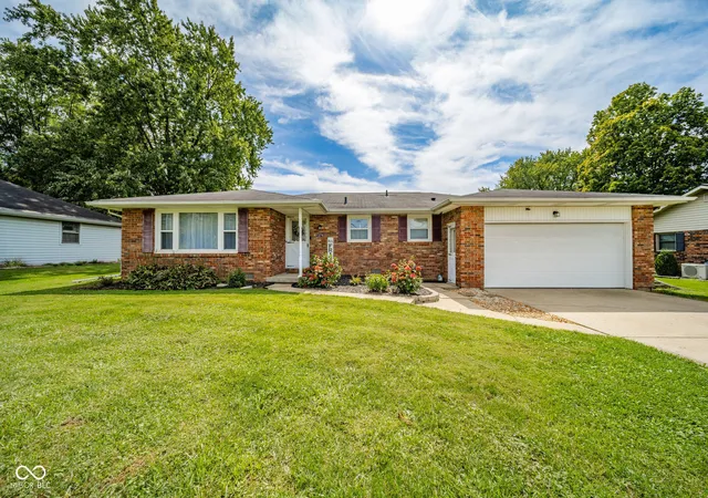 Photo 2 of Single family home for sale at 1375 E 240 North, Anderson, IN 46012 | MLS# 22126160 | Listing updated on 2026-09-22
