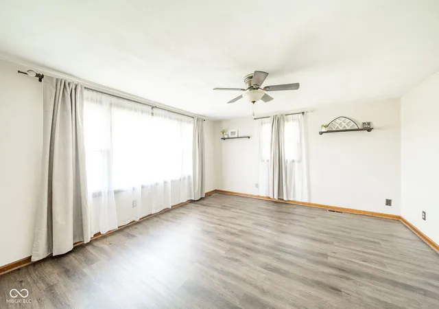 Photo 3 of Single family home for sale at 1375 E 240 North, Anderson, IN 46012 | MLS# 22126160 | Listing updated on 2026-09-22