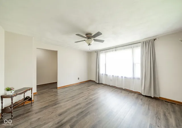 Photo 4 of Single family home for sale at 1375 E 240 North, Anderson, IN 46012 | MLS# 22126160 | Listing updated on 2026-09-22