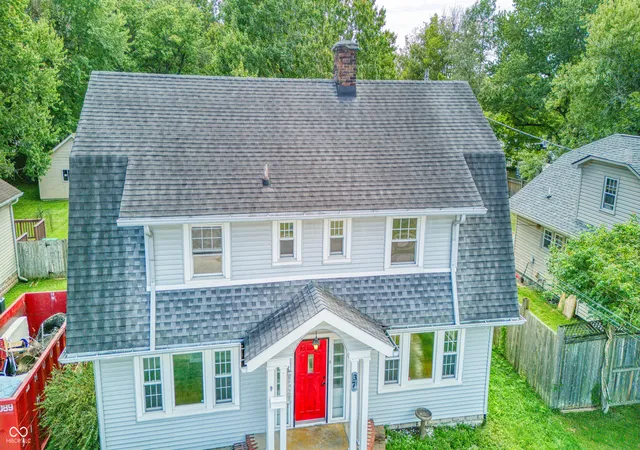 Photo 2 of Single family home for sale at 37 W Vermont St, Brownsburg, IN 46112 | MLS# 22126176 | Listing updated on 2026-10-08