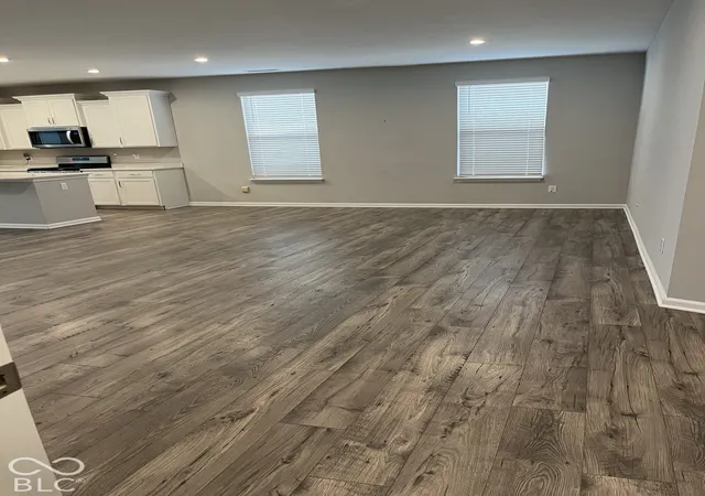 Photo 4 of Single family home for sale at 17101 Cole Evans Dr, Noblesville, IN 46060 | MLS# 22126208 | Listing updated on 2026-10-29