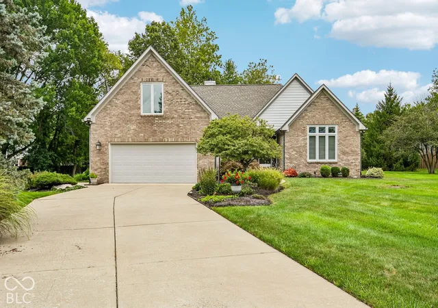 Photo 2 of Single family home for sale at 8715 Vintner Way, Indianapolis, IN 46256 | MLS# 22126213 | Listing updated on 2026-10-05