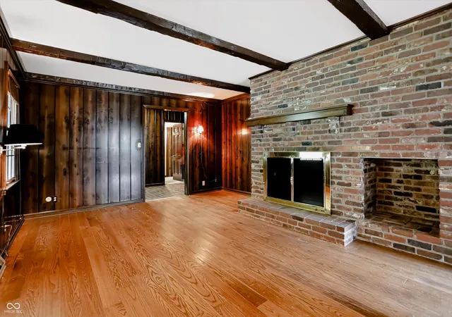 Photo 4 of Single family home for sale at 4303 E County Rd 150 N, Avon, IN 46123 | MLS# 22126228 | Listing updated on 2026-09-21