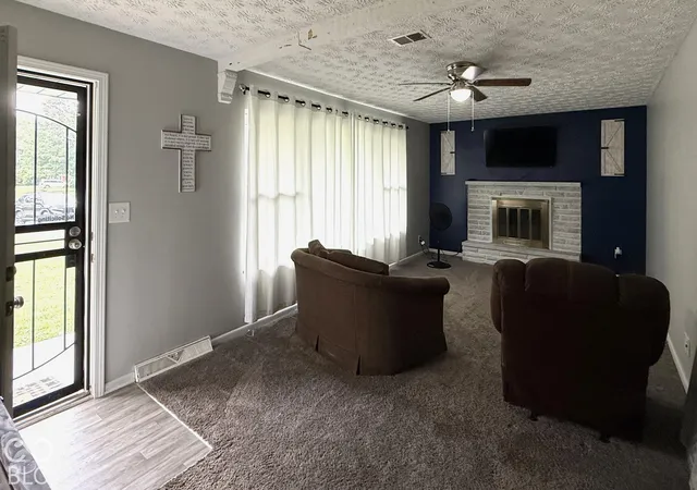 Photo 4 of Single family home for sale at 4040 Susy, Indianapolis, IN 46221 | MLS# 22126236 | Listing updated on 2026-09-24