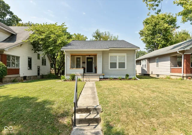 Photo 1 of Single family home for sale at 728 N Emerson Ave, Indianapolis, IN 46219 | MLS# 22126259 | Listing updated on 2026-10-06