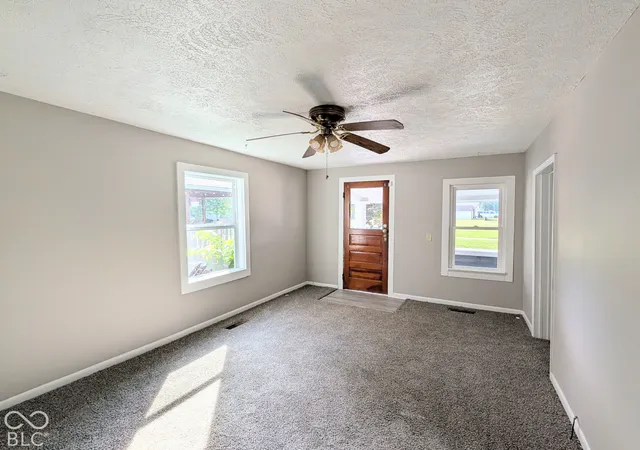 Photo 3 of Single family home for sale at 500 W Pike St, Martinsville, IN 46151 | MLS# 22126261 | Listing updated on 2026-10-01
