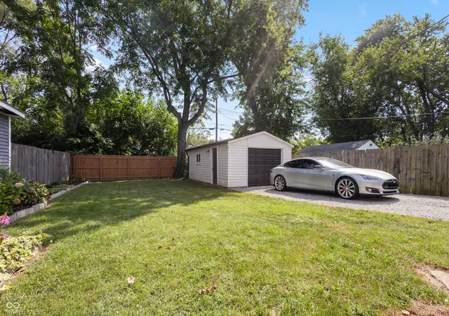 Photo 24 of Sale Pending at 4927 Caroline Ave, Indianapolis, IN 46205 | MLS# 22126271 | Listing updated on 2026-09-28