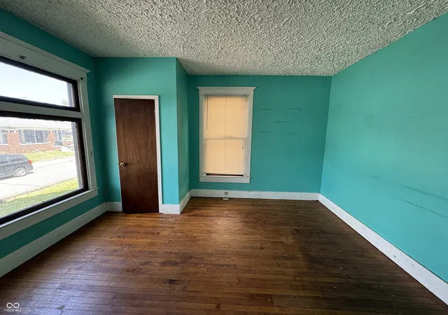 Photo 4 of Single family home for sale at 515 Terrace Ave, Indianapolis, IN 46203 | MLS# 22126287 | Listing updated on 2026-09-22