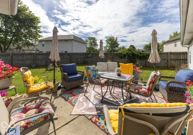 Photo 3 of Single family home for sale at 5425 Kidwell Ct, Indianapolis, IN 46239 | MLS# 22126292 | Listing updated on 2026-09-28