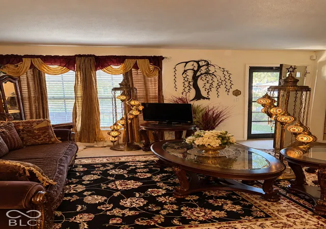 Photo 4 of Single family home for sale at 3232 Arbutus Dr, Indianapolis, IN 46224 | MLS# 22126296 | Listing updated on 2026-10-02