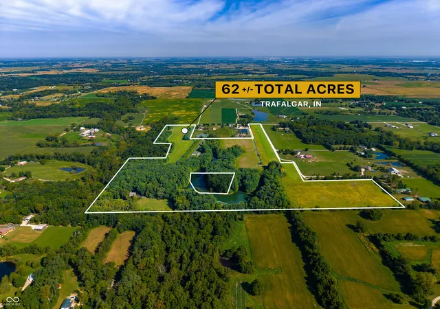 Single family home for sale at 637 E 600 South, Trafalgar, IN 46181 | MLS# 22126321