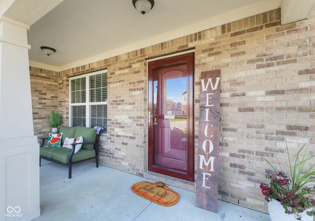 Photo 3 of Single family home for sale at 3394 S Bennett Dr, New Palestine, IN 46163 | MLS# 22126324 | Listing updated on 2026-09-23