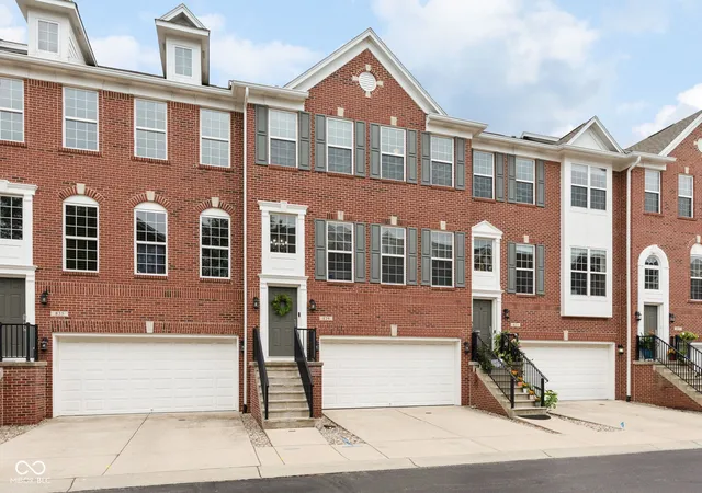 Photo 1 of Townhouse for sale at 829 Ivy Ln, Carmel, IN 46032 | MLS# 22126330 | Listing updated on 2026-09-22