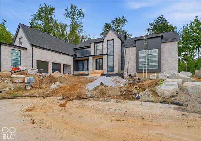 Photo 1 of Single family home for sale at 4475 Elmscott Ridge, Zionsville, IN 46077 | MLS# 22126334 | Listing updated on 2026-10-01