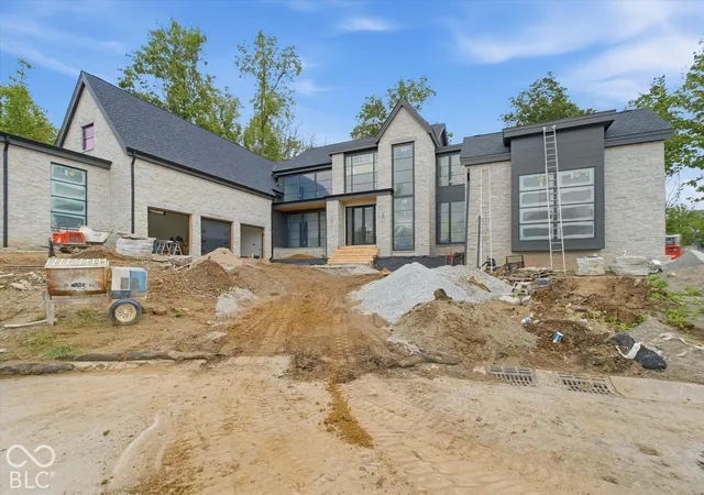 Photo 2 of Single family home for sale at 4475 Elmscott Ridge, Zionsville, IN 46077 | MLS# 22126334 | Listing updated on 2026-10-01