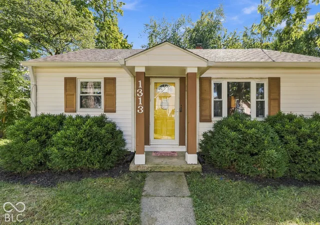 Photo 1 of Single family home for sale at 1313 Monument St, Noblesville, IN 46060 | MLS# 22126346 | Listing updated on 2026-09-30