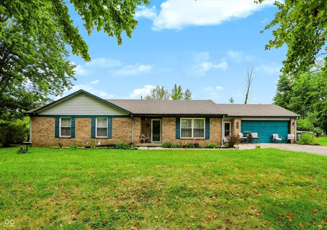 Single family home for sale at 5311 W 300 South, New Palestine, IN 46163 | MLS# 22126399