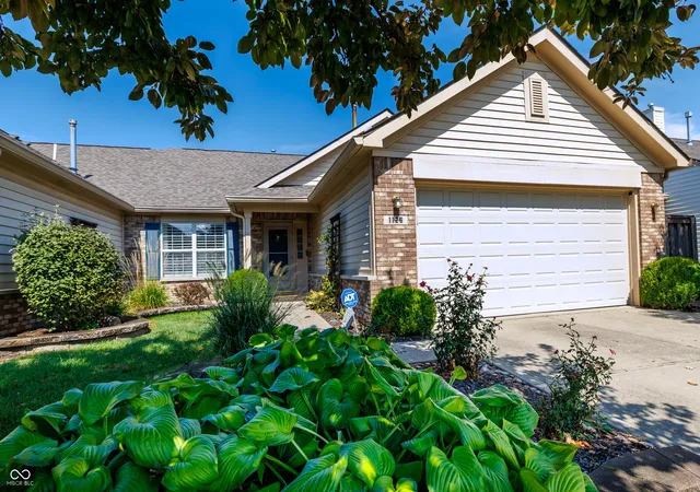 Photo 1 of Single family home for sale at 1126 Nanwich Ct, Indianapolis, IN 46217 | MLS# 22126403 | Listing updated on 2026-10-01