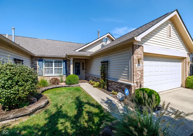 Photo 3 of Single family home for sale at 1126 Nanwich Ct, Indianapolis, IN 46217 | MLS# 22126403 | Listing updated on 2026-10-01