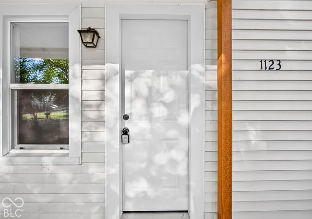 Photo 3 of Single family home for sale at 1123 N Obrien St, Seymour, IN 47274 | MLS# 22126411 | Listing updated on 2026-09-26