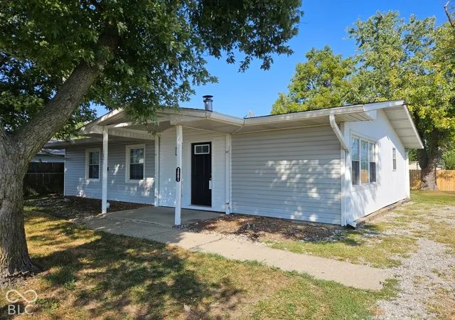 Photo 1 of Single family home for sale at 3001 Auburn Rd, Indianapolis, IN 46224 | MLS# 22126422 | Listing updated on 2026-09-30