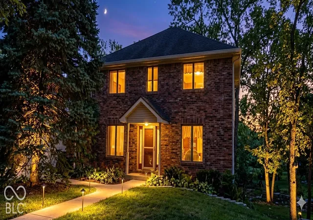 Photo 1 of Single family home for sale at 4513 Moss Ridge Ln, Indianapolis, IN 46237 | MLS# 22126425 | Listing updated on 2026-10-08