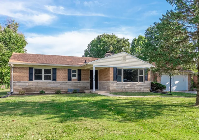 Photo 2 of Single family home for sale at 4806 Staughton Dr, Indianapolis, IN 46226 | MLS# 22126428 | Listing updated on 2026-10-01
