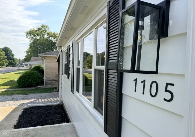 Photo 3 of Sale Pending at 1105 Lane Ave, Crawfordsville, IN 47933 | MLS# 22126474 | Listing updated on 2026-09-21