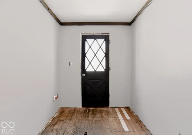 Photo 3 of Single family home for sale at 120 S Brandywine St, Greenfield, IN 46140 | MLS# 22126486 | Listing updated on 2026-10-06