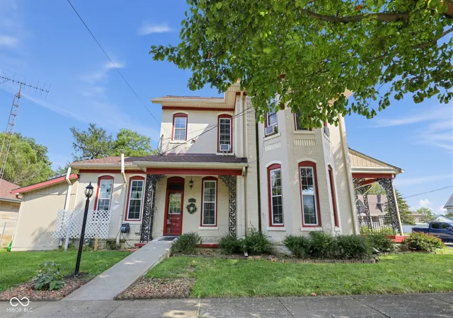 Photo 3 of Single family home for sale at 704 E Main St, Greensburg, IN 47240 | MLS# 22126491 | Listing updated on 2026-09-21
