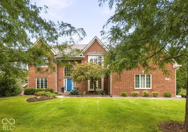 Photo 3 of Sale Pending at 507 Twin Oaks Dr, Carmel, IN 46032 | MLS# 22126493 | Listing updated on 2026-10-02