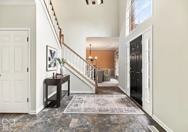 Photo 4 of Sale Pending at 507 Twin Oaks Dr, Carmel, IN 46032 | MLS# 22126493 | Listing updated on 2026-10-02