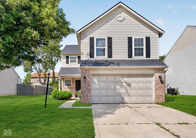 Photo 1 of Single family home for sale at 11134 Dura Dr, Indianapolis, IN 46229 | MLS# 22126502 | Listing updated on 2026-09-18