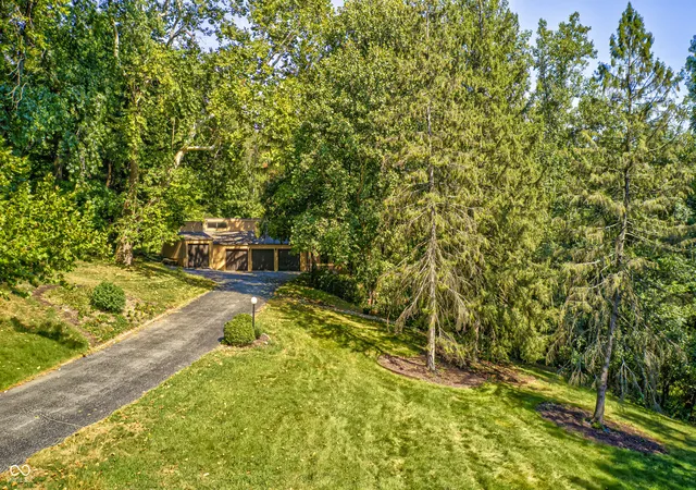 Photo 2 of Sale Pending at 8807 Jules Ln, Indianapolis, IN 46278 | MLS# 22126519 | Listing updated on 2026-09-22