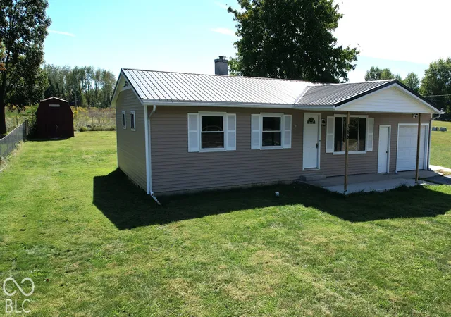 Photo 2 of Sale Pending at 385 W State Rd 32, Crawfordsville, IN 47933 | MLS# 22126521 | Listing updated on 2026-10-03