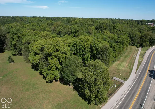 Photo 4 of Sale Pending at 385 W State Rd 32, Crawfordsville, IN 47933 | MLS# 22126521 | Listing updated on 2026-10-03